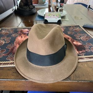 John B Stetson 7 1/4 Fedora Hat! Excellent condition.